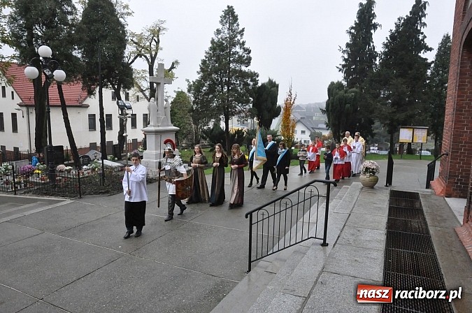 Zdjęcie w galerii na portalu naszraciborz.pl: Św. Marcin z Tours pojawił się dziś w Brzeziu wiadomości z regionu