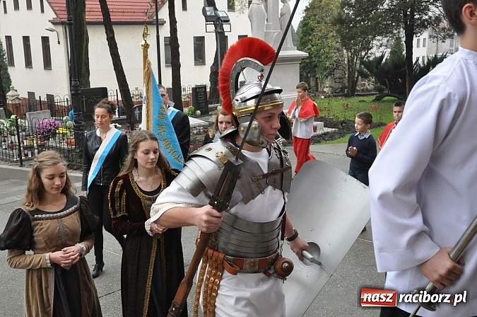 Zdjęcie w galerii na portalu naszraciborz.pl: Św. Marcin z Tours pojawił się dziś w Brzeziu wiadomości z regionu