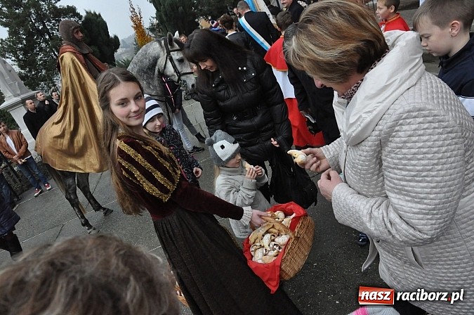 Zdjęcie w galerii na portalu naszraciborz.pl: Św. Marcin z Tours pojawił się dziś w Brzeziu wiadomości z regionu
