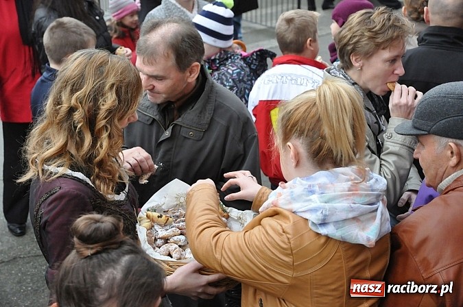 Zdjęcie w galerii na portalu naszraciborz.pl: Św. Marcin z Tours pojawił się dziś w Brzeziu wiadomości z regionu