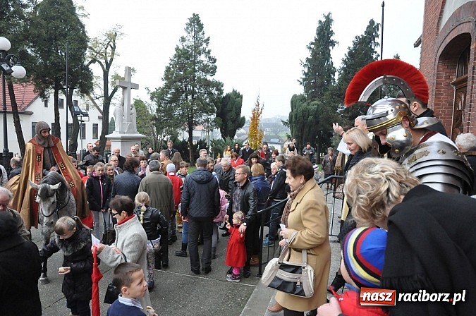 Zdjęcie w galerii na portalu naszraciborz.pl: Św. Marcin z Tours pojawił się dziś w Brzeziu wiadomości z regionu