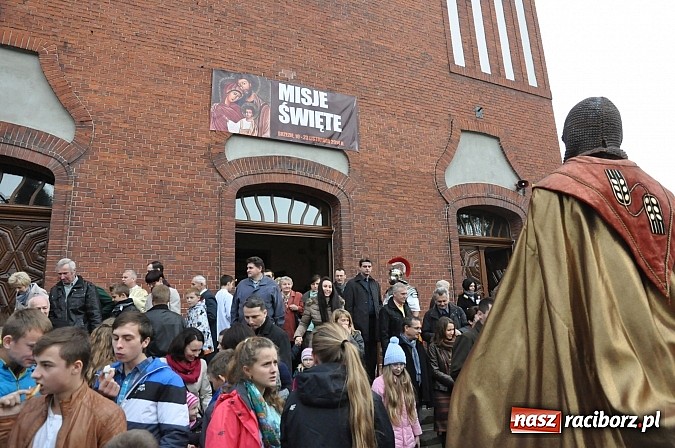 Zdjęcie w galerii na portalu naszraciborz.pl: Św. Marcin z Tours pojawił się dziś w Brzeziu wiadomości z regionu