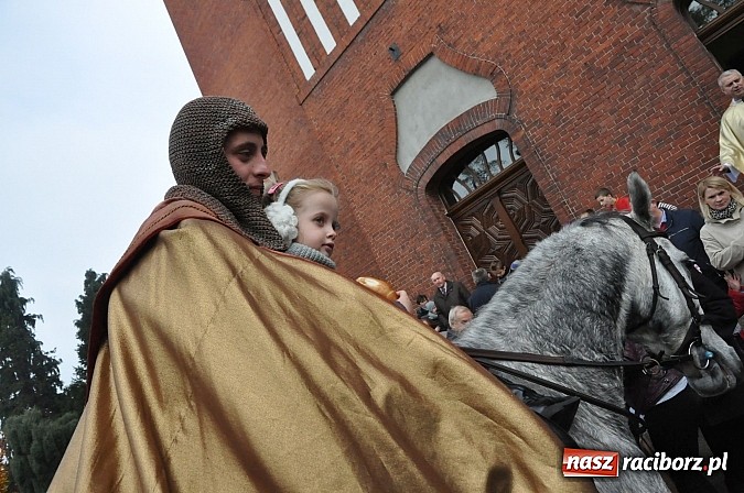 Zdjęcie w galerii na portalu naszraciborz.pl: Św. Marcin z Tours pojawił się dziś w Brzeziu wiadomości z regionu