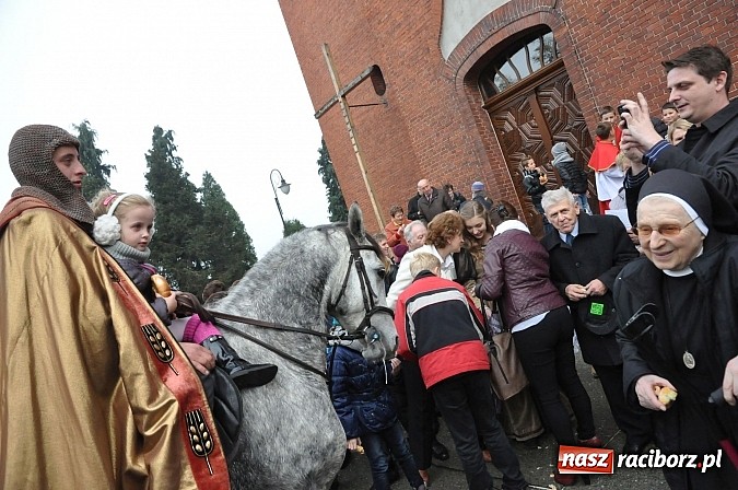 Zdjęcie w galerii na portalu naszraciborz.pl: Św. Marcin z Tours pojawił się dziś w Brzeziu wiadomości z regionu