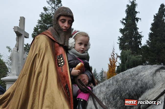 Zdjęcie w galerii na portalu naszraciborz.pl: Św. Marcin z Tours pojawił się dziś w Brzeziu wiadomości z regionu