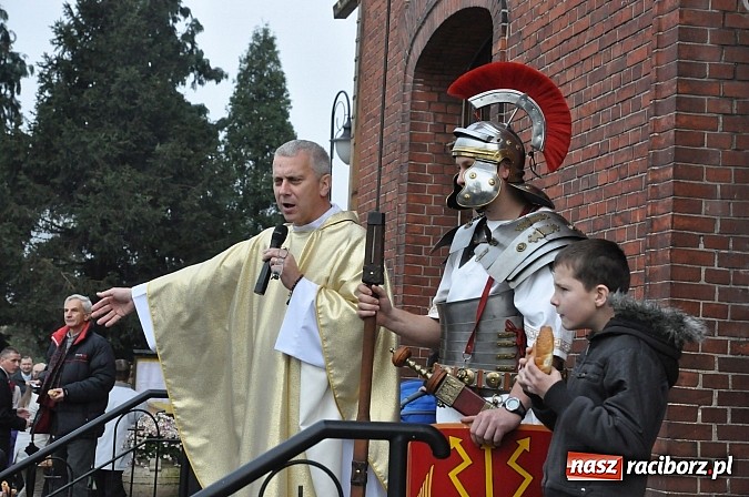 Zdjęcie w galerii na portalu naszraciborz.pl: Św. Marcin z Tours pojawił się dziś w Brzeziu wiadomości z regionu