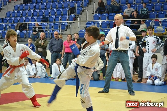 Zdjęcie w galerii na portalu naszraciborz.pl: Udany start najmłodszych Łamatorów wiadomości z regionu