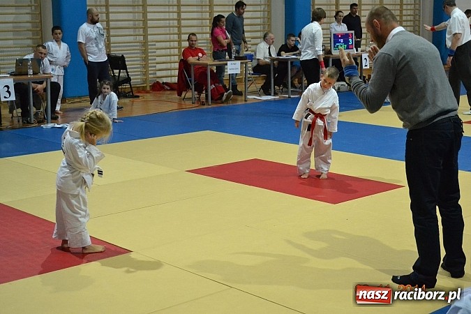 Zdjęcie w galerii na portalu naszraciborz.pl: Udany start najmłodszych Łamatorów wiadomości z regionu