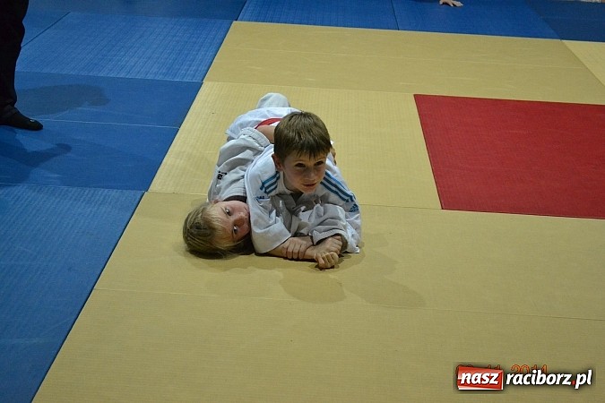 Zdjęcie w galerii na portalu naszraciborz.pl: Udany start najmłodszych Łamatorów wiadomości z regionu