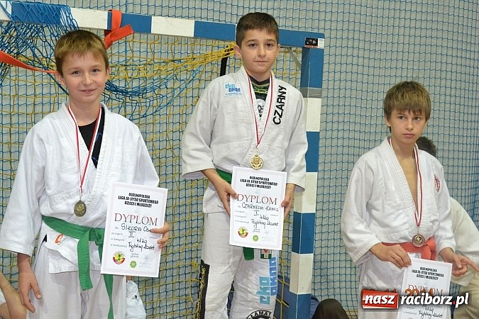 Zdjęcie w galerii na portalu naszraciborz.pl: Udany start najmłodszych Łamatorów wiadomości z regionu