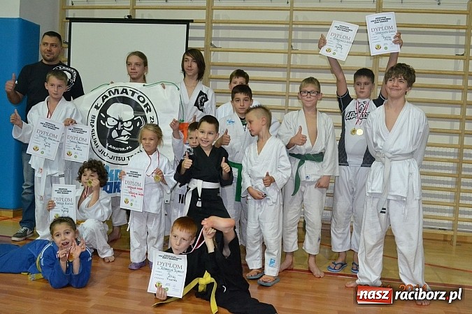 Zdjęcie w galerii na portalu naszraciborz.pl: Udany start najmłodszych Łamatorów wiadomości z regionu