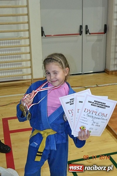 Zdjęcie w galerii na portalu naszraciborz.pl: Udany start najmłodszych Łamatorów wiadomości z regionu