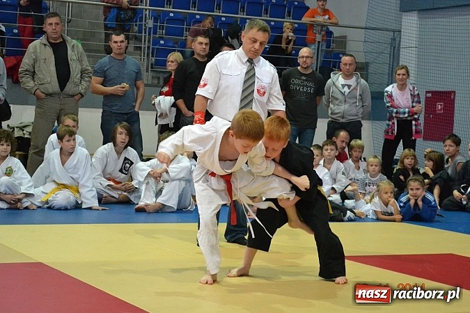 Zdjęcie w galerii na portalu naszraciborz.pl: Udany start najmłodszych Łamatorów wiadomości z regionu