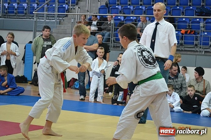 Zdjęcie w galerii na portalu naszraciborz.pl: Udany start najmłodszych Łamatorów wiadomości z regionu