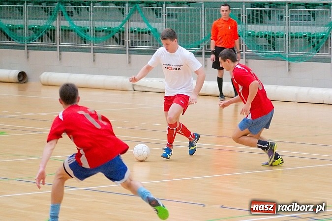 Zdjęcie w galerii na portalu naszraciborz.pl: Pędzące Byki nie sprostały Harpaganom wiadomości z regionu