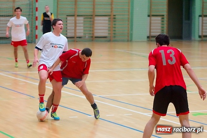 Zdjęcie w galerii na portalu naszraciborz.pl: Pędzące Byki nie sprostały Harpaganom wiadomości z regionu