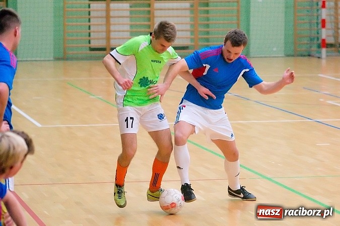 Zdjęcie w galerii na portalu naszraciborz.pl: Pędzące Byki nie sprostały Harpaganom wiadomości z regionu