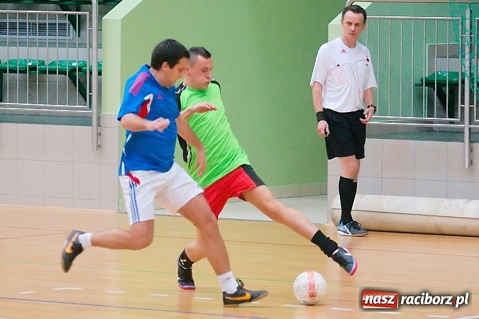 Zdjęcie w galerii na portalu naszraciborz.pl: Pędzące Byki nie sprostały Harpaganom wiadomości z regionu