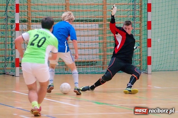 Zdjęcie w galerii na portalu naszraciborz.pl: Pędzące Byki nie sprostały Harpaganom wiadomości z regionu