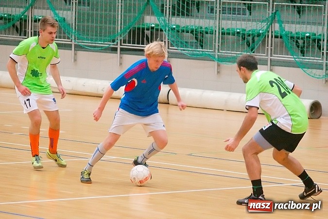 Zdjęcie w galerii na portalu naszraciborz.pl: Pędzące Byki nie sprostały Harpaganom wiadomości z regionu