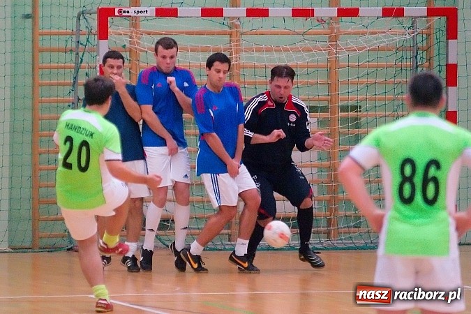 Zdjęcie w galerii na portalu naszraciborz.pl: Pędzące Byki nie sprostały Harpaganom wiadomości z regionu
