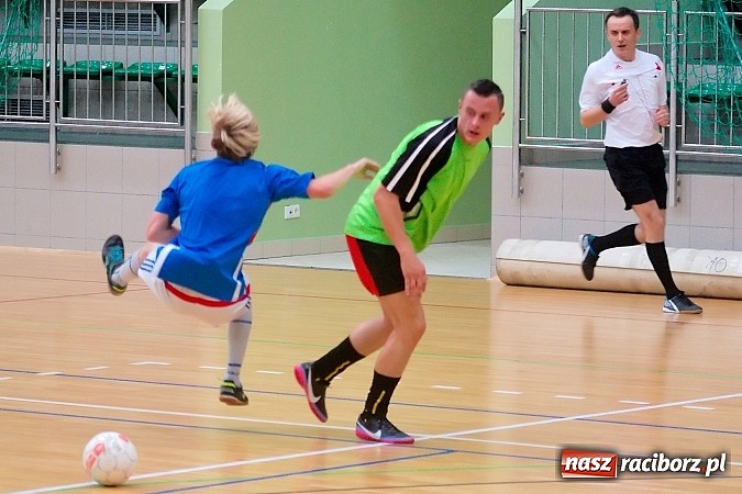 Zdjęcie w galerii na portalu naszraciborz.pl: Pędzące Byki nie sprostały Harpaganom wiadomości z regionu