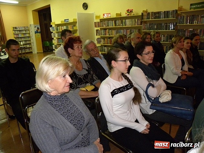 Zdjęcie w galerii na portalu naszraciborz.pl: Racibórz prozą zaczarowany - wyniki wiadomości z regionu