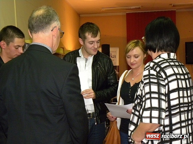 Zdjęcie w galerii na portalu naszraciborz.pl: Racibórz prozą zaczarowany - wyniki wiadomości z regionu