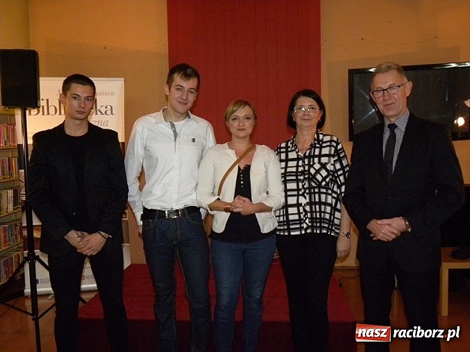 Zdjęcie w galerii na portalu naszraciborz.pl: Racibórz prozą zaczarowany - wyniki wiadomości z regionu