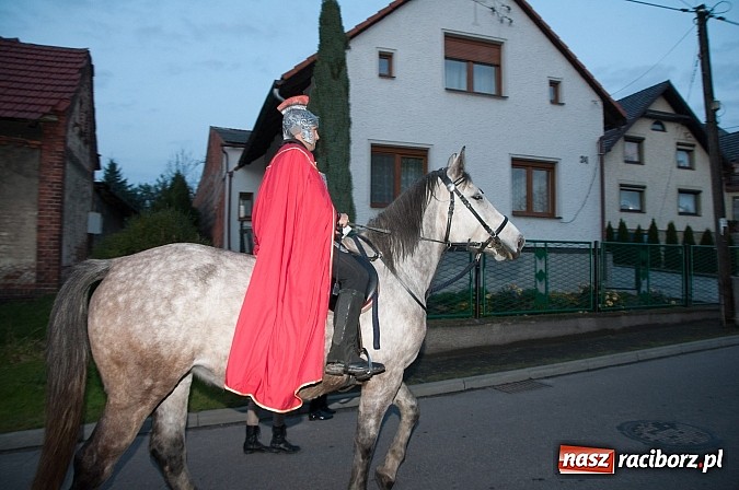 Zdjęcie w galerii na portalu naszraciborz.pl: O tym, jak święty  Marcin do Floriana świętego w Markowicach zajechał… wiadomości z regionu