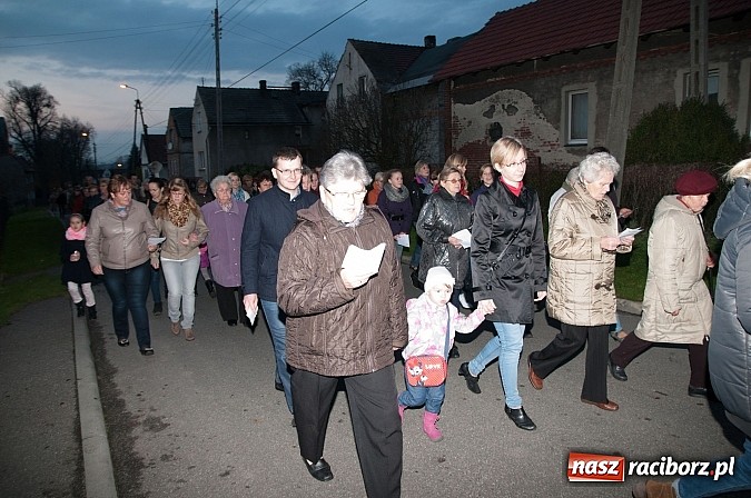 Zdjęcie w galerii na portalu naszraciborz.pl: O tym, jak święty  Marcin do Floriana świętego w Markowicach zajechał… wiadomości z regionu