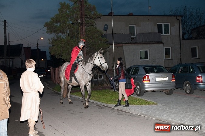 Zdjęcie w galerii na portalu naszraciborz.pl: O tym, jak święty  Marcin do Floriana świętego w Markowicach zajechał… wiadomości z regionu