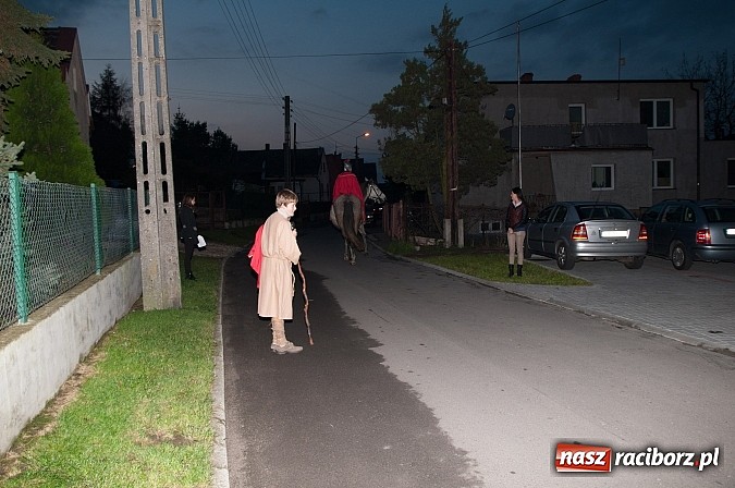 Zdjęcie w galerii na portalu naszraciborz.pl: O tym, jak święty  Marcin do Floriana świętego w Markowicach zajechał… wiadomości z regionu