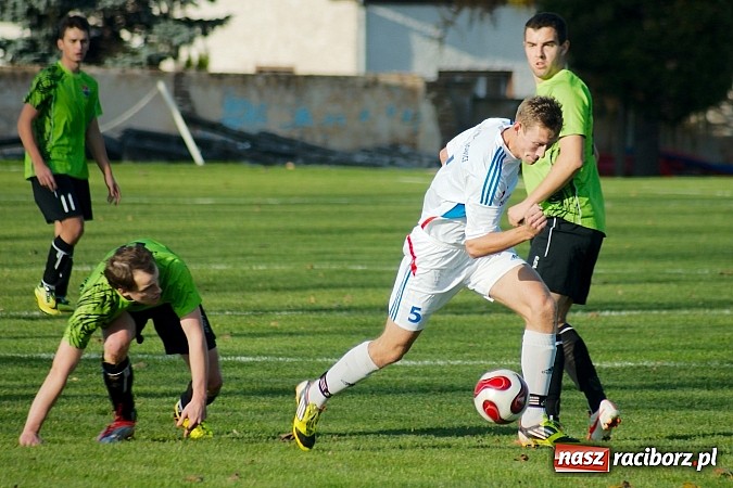Zdjęcie w galerii na portalu naszraciborz.pl: Bezbarwne zwycięstwo Krzanowic z Cyprzanowem. Wicemistrzostwo gospodarzy na p&oacute;łmetku sezonu wiadomości z regionu