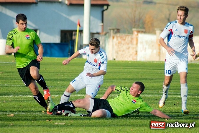 Zdjęcie w galerii na portalu naszraciborz.pl: Bezbarwne zwycięstwo Krzanowic z Cyprzanowem. Wicemistrzostwo gospodarzy na p&oacute;łmetku sezonu wiadomości z regionu