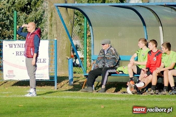 Zdjęcie w galerii na portalu naszraciborz.pl: Bezbarwne zwycięstwo Krzanowic z Cyprzanowem. Wicemistrzostwo gospodarzy na p&oacute;łmetku sezonu wiadomości z regionu