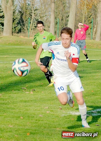 Zdjęcie w galerii na portalu naszraciborz.pl: Bezbarwne zwycięstwo Krzanowic z Cyprzanowem. Wicemistrzostwo gospodarzy na p&oacute;łmetku sezonu wiadomości z regionu