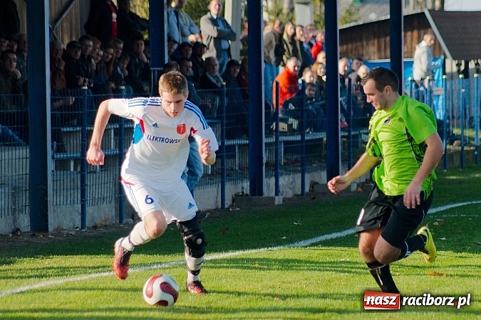 Zdjęcie w galerii na portalu naszraciborz.pl: Bezbarwne zwycięstwo Krzanowic z Cyprzanowem. Wicemistrzostwo gospodarzy na p&oacute;łmetku sezonu wiadomości z regionu