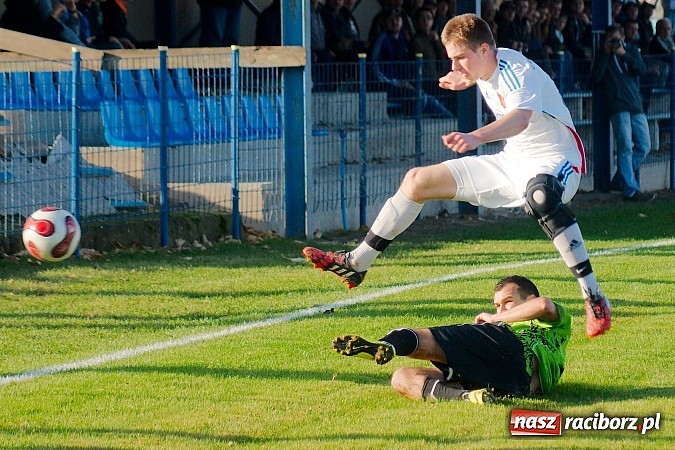 Zdjęcie w galerii na portalu naszraciborz.pl: Bezbarwne zwycięstwo Krzanowic z Cyprzanowem. Wicemistrzostwo gospodarzy na p&oacute;łmetku sezonu wiadomości z regionu