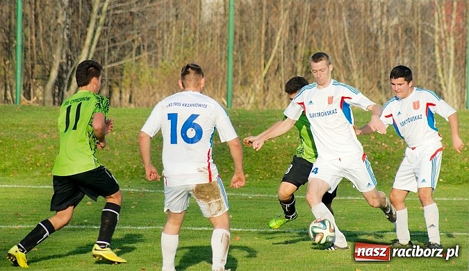 Zdjęcie w galerii na portalu naszraciborz.pl: Bezbarwne zwycięstwo Krzanowic z Cyprzanowem. Wicemistrzostwo gospodarzy na p&oacute;łmetku sezonu wiadomości z regionu