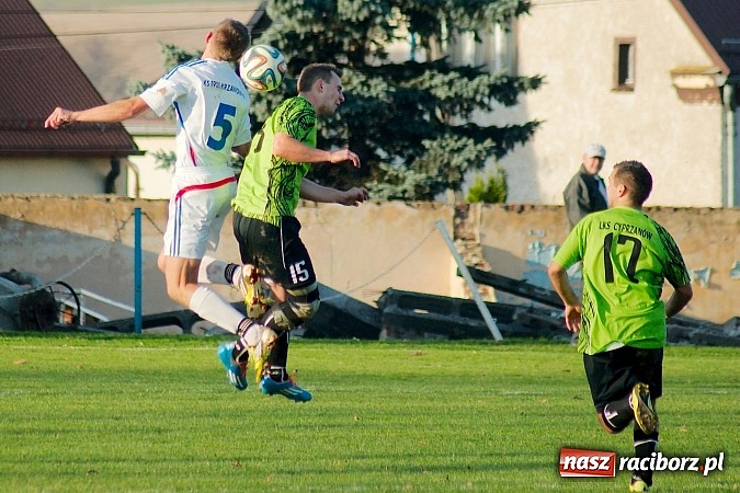 Zdjęcie w galerii na portalu naszraciborz.pl: Bezbarwne zwycięstwo Krzanowic z Cyprzanowem. Wicemistrzostwo gospodarzy na p&oacute;łmetku sezonu wiadomości z regionu