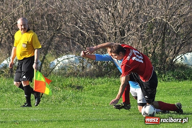 Zdjęcie w galerii na portalu naszraciborz.pl: Zameczek Czernica zwyciężył z Pawłowem wiadomości z regionu