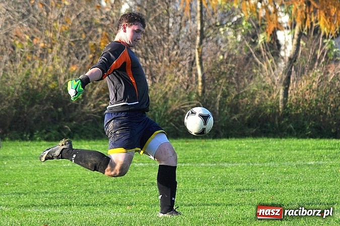 Zdjęcie w galerii na portalu naszraciborz.pl: Zameczek Czernica zwyciężył z Pawłowem wiadomości z regionu