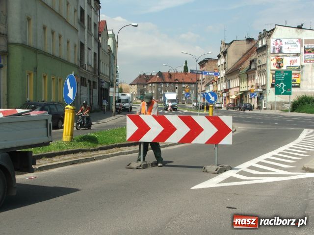 Zdjęcie w galerii na portalu naszraciborz.pl: Kierowco! Punkt 11.40 zamknięto wyjazd wiadomości z regionu