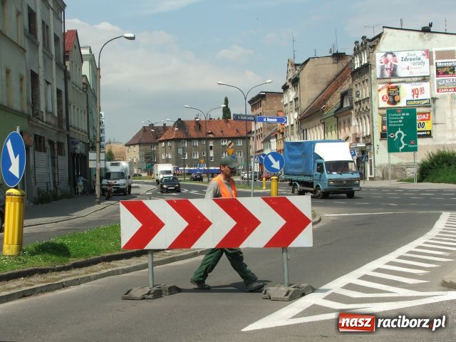 Zdjęcie w galerii na portalu naszraciborz.pl: Kierowco! Punkt 11.40 zamknięto wyjazd wiadomości z regionu