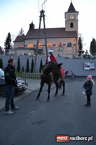 Zdjęcie w galerii na portalu naszraciborz.pl: Święty Marcin zawitał do Owsiszcz wiadomości z regionu
