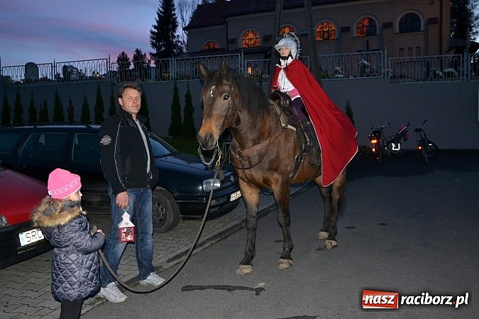 Zdjęcie w galerii na portalu naszraciborz.pl: Święty Marcin zawitał do Owsiszcz wiadomości z regionu