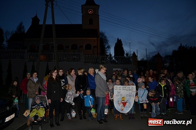 Zdjęcie w galerii na portalu naszraciborz.pl: Święty Marcin zawitał do Owsiszcz wiadomości z regionu