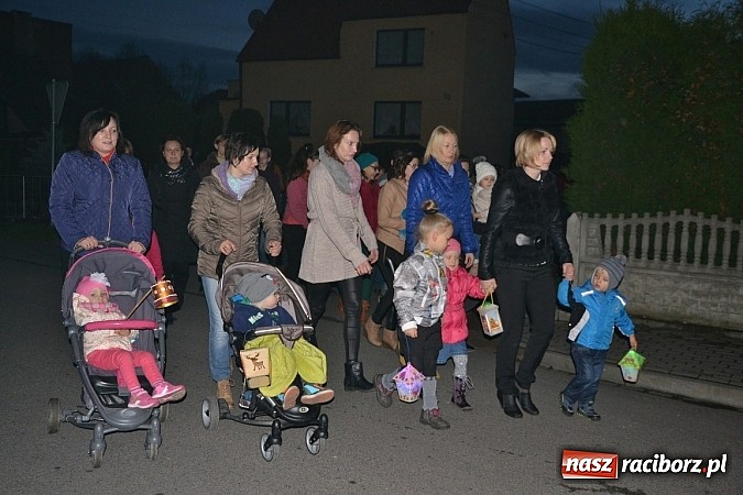 Zdjęcie w galerii na portalu naszraciborz.pl: Święty Marcin zawitał do Owsiszcz wiadomości z regionu