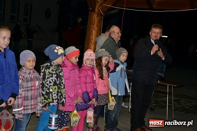 Zdjęcie w galerii na portalu naszraciborz.pl: Święty Marcin zawitał do Owsiszcz wiadomości z regionu